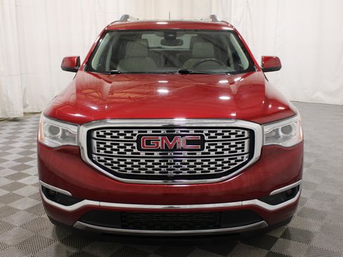 Used 2019 GMC Acadia Denali w/ Technology Package AWD/4WD image 40