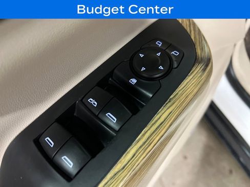 Used 2018 GMC Acadia Denali image 16