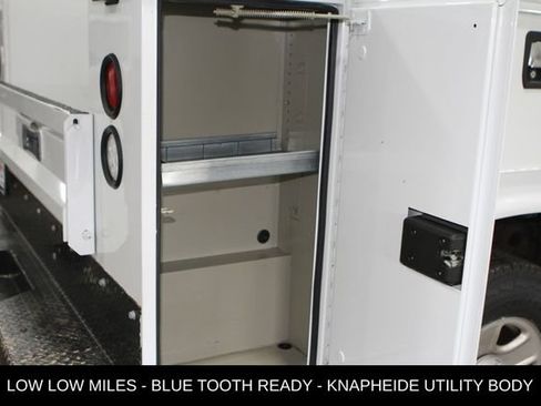 Used 2017 RAM 3500 Tradesman RWD image 43