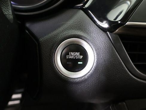 Used 2019 Buick Envision Essence image 42