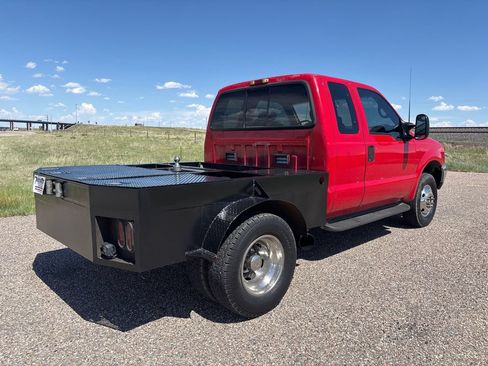 Used 1999 Ford F250 XL AWD/4WD image 5