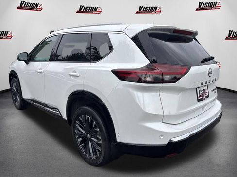 Certified 2024 Nissan Rogue Platinum AWD/4WD image 9