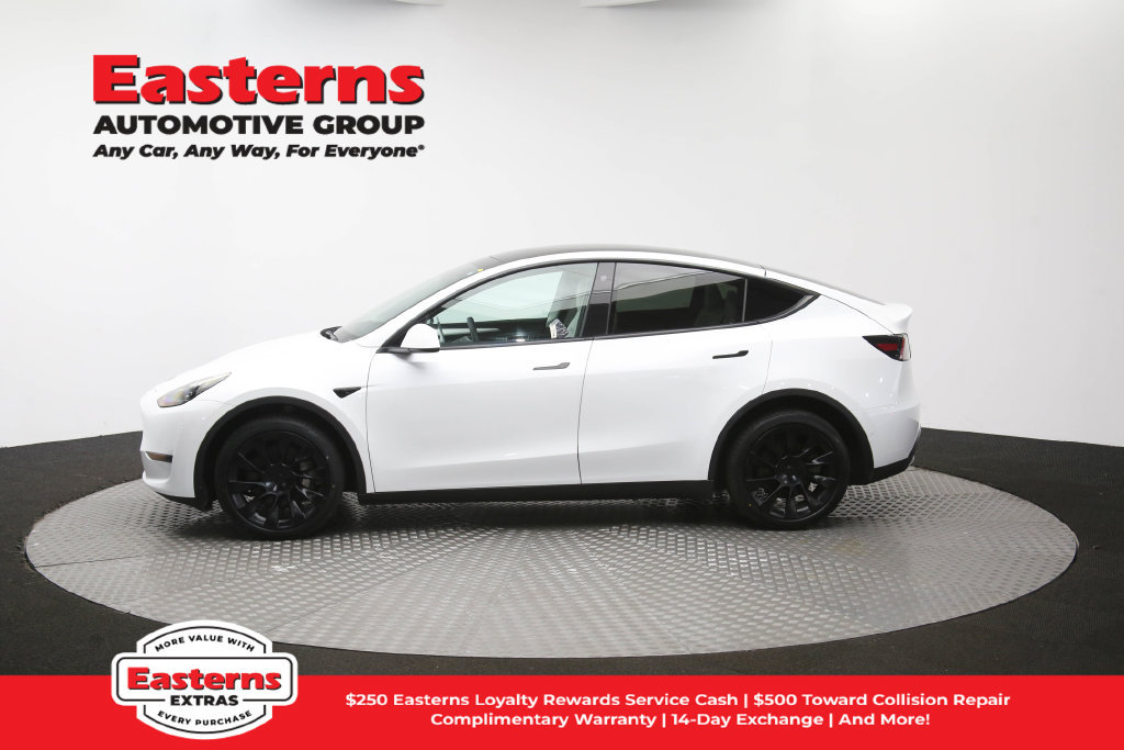 Used 2022 Tesla Model Y Long Range AWD/4WD image 56