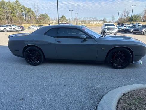 Used 2019 Dodge Challenger R/T Scat Pack w/ 1320 Drag Pack image 6