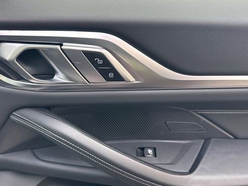 Used 2023 BMW i4 eDrive35 image 18