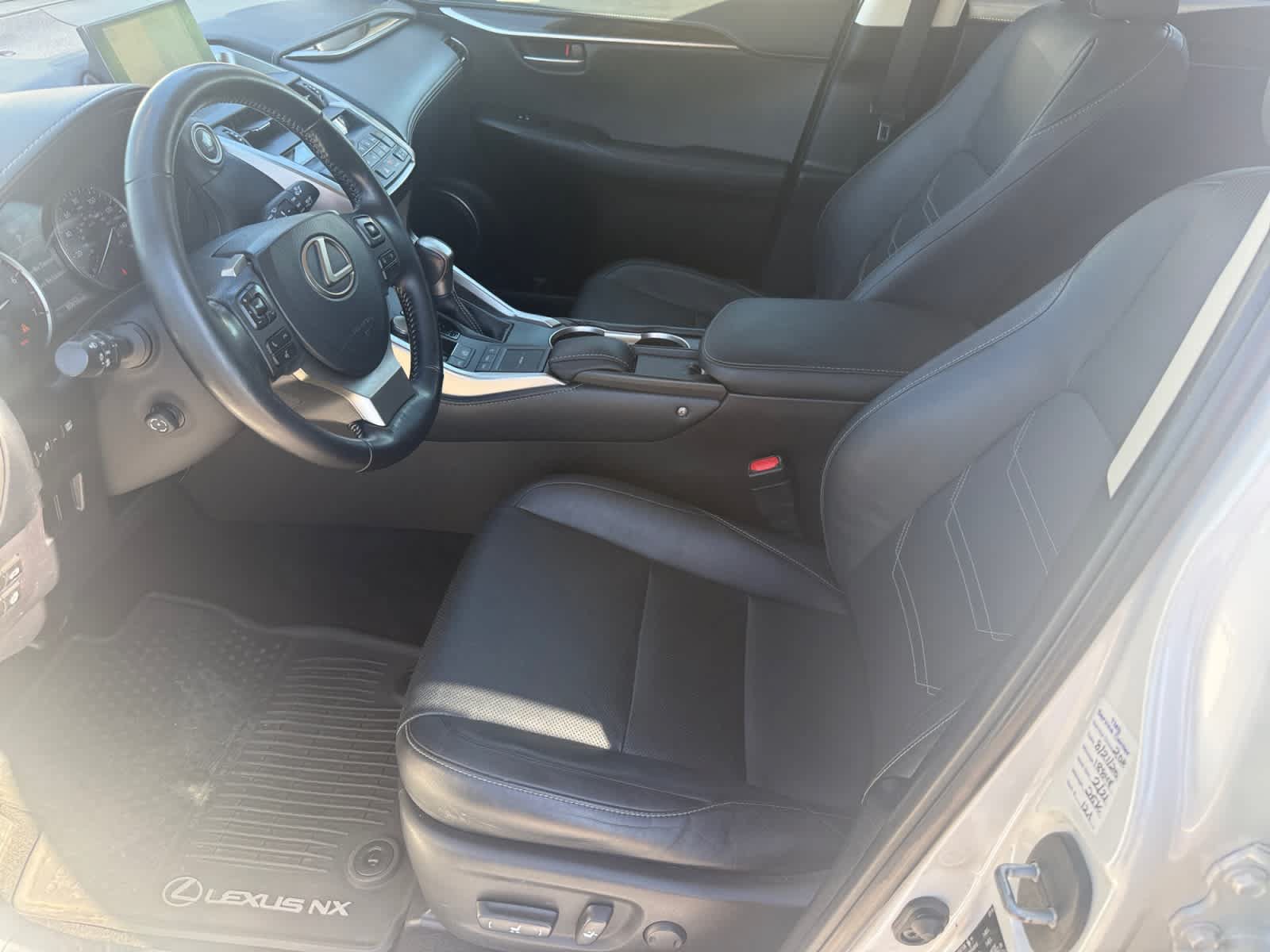 Used 2016 Lexus NX 200t FWD w/ Luxury Package image 10