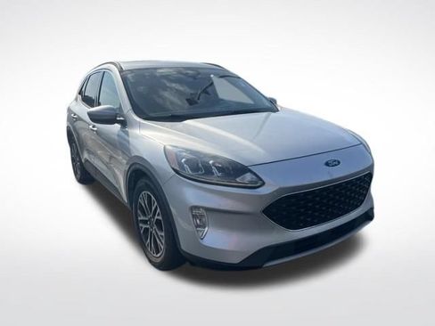 Used 2020 Ford Escape SEL FWD image 3