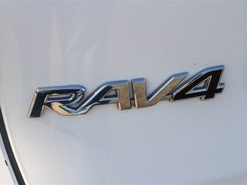 Used 2023 Toyota RAV4 XLE image 10