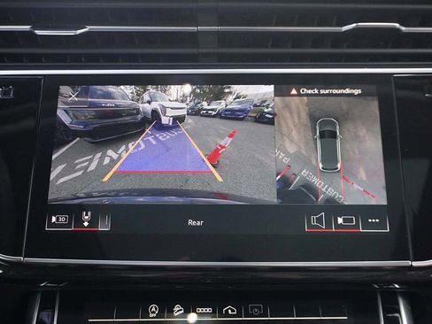 Used 2023 Audi Q7 2.0T Premium w/ Convenience Package image 56