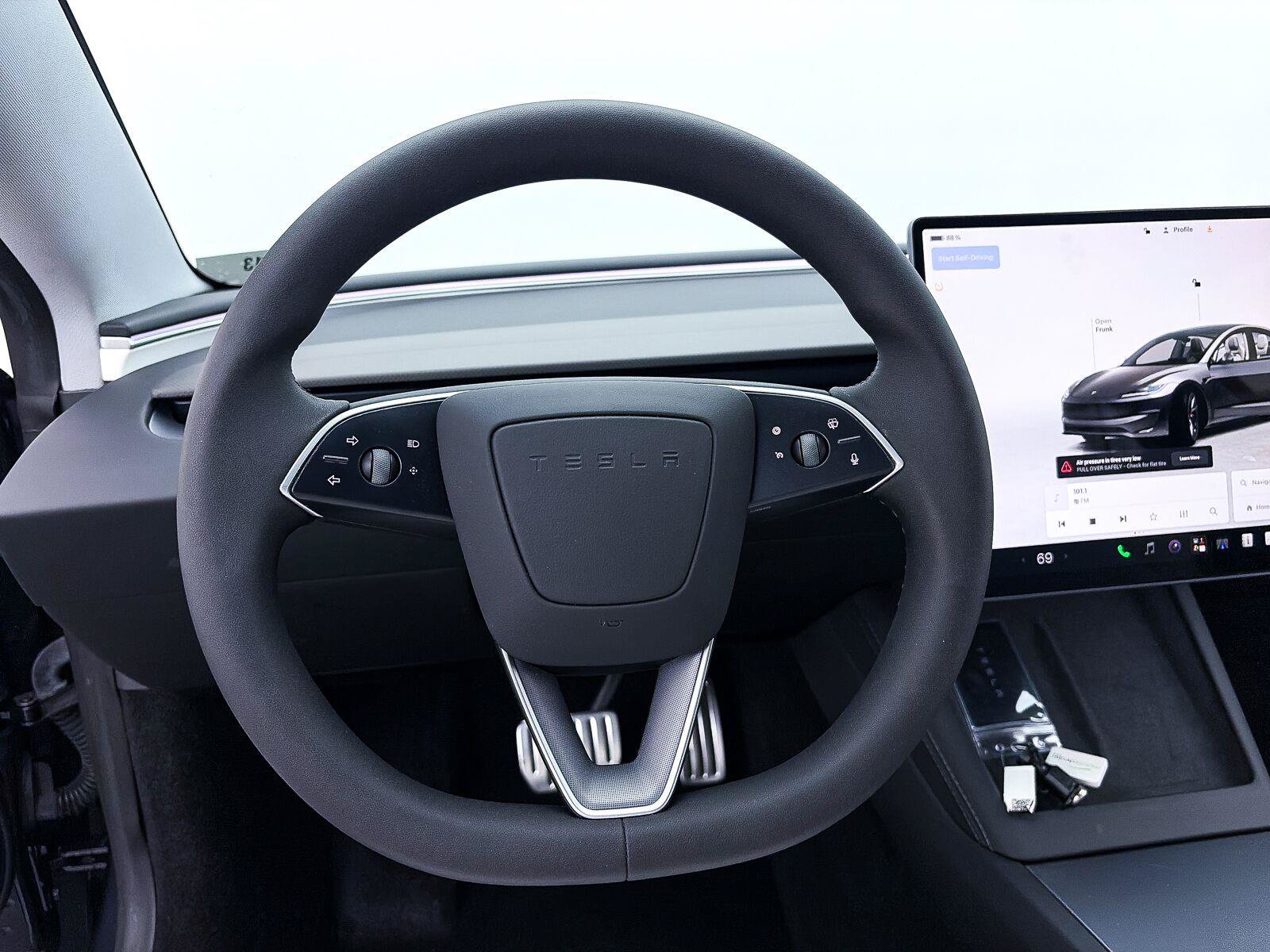 Used 2024 Tesla Model 3 Performance AWD/4WD image 28
