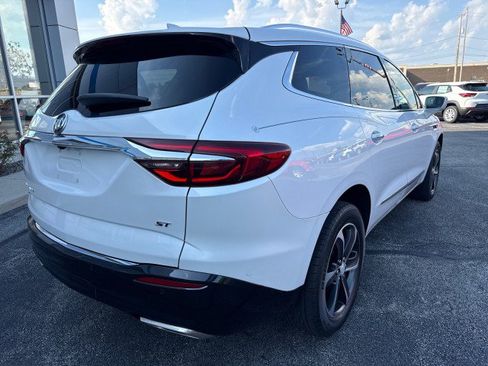 Used 2020 Buick Enclave Essence w/ Sport Touring Edition FWD image 3