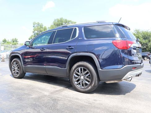 Used 2017 GMC Acadia SLT AWD/4WD image 3