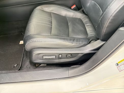 Used 2018 Honda Accord EX-L image 14