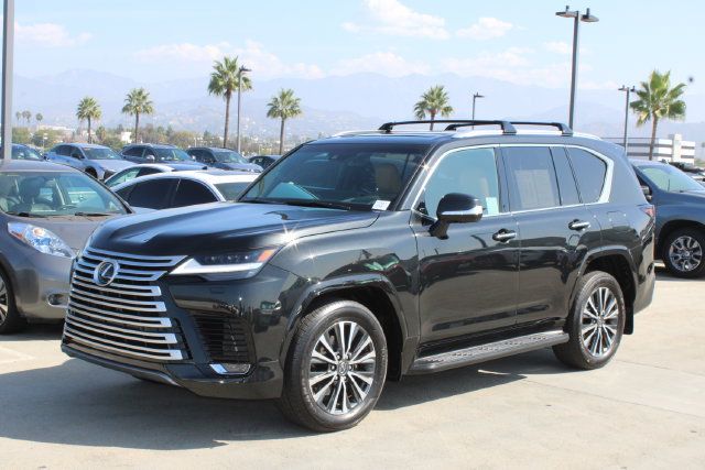 Certified 2024 Lexus LX 600 4WD w/ Interior Upgrade Package image 3