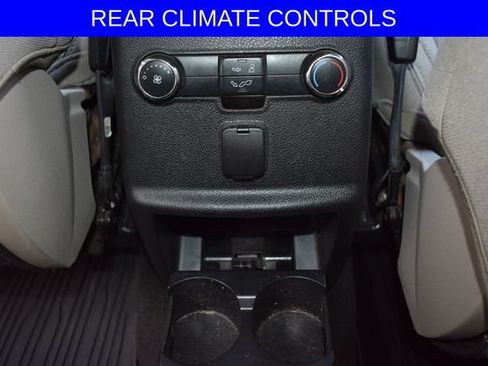 Used 2018 Ford Explorer XLT w/ XLT Technology Feature Bundle AWD/4WD image 7