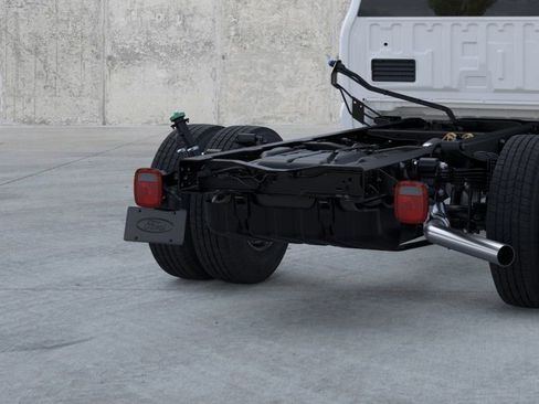 New 2026 Ford F350 XL w/ XL Chrome Package image 21