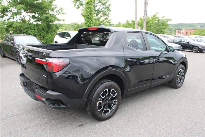 Used 2023 Hyundai Santa Cruz SE AWD/4WD image 8