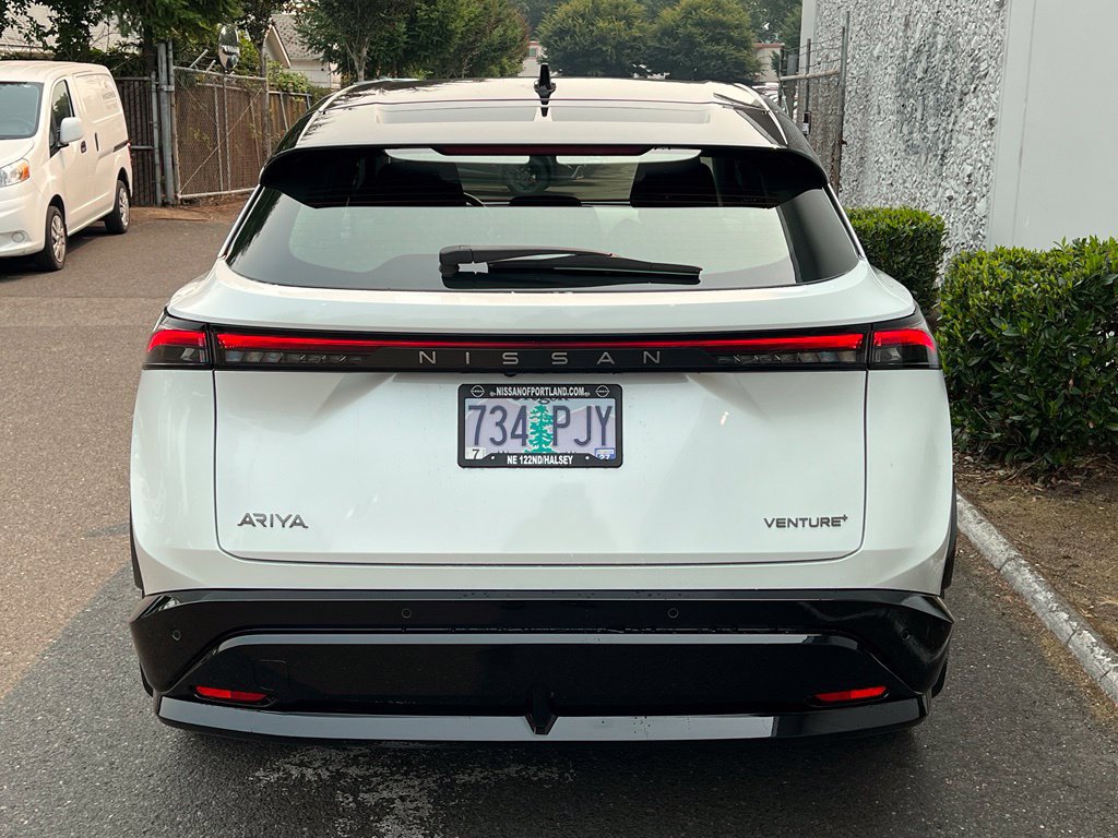 Certified 2023 Nissan Ariya FWD image 6