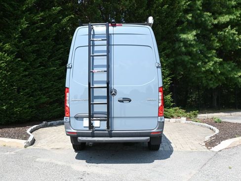 Used 2023 Mercedes-Benz Sprinter 2500 image 6