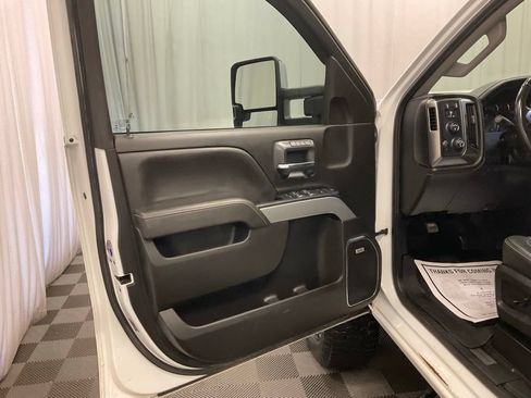 Used 2019 Chevrolet Silverado 2500 LTZ w/ Duramax Plus Package AWD/4WD image 22