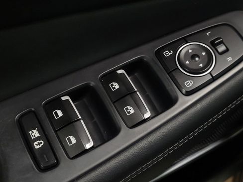 Used 2020 Hyundai Santa Fe Limited image 27