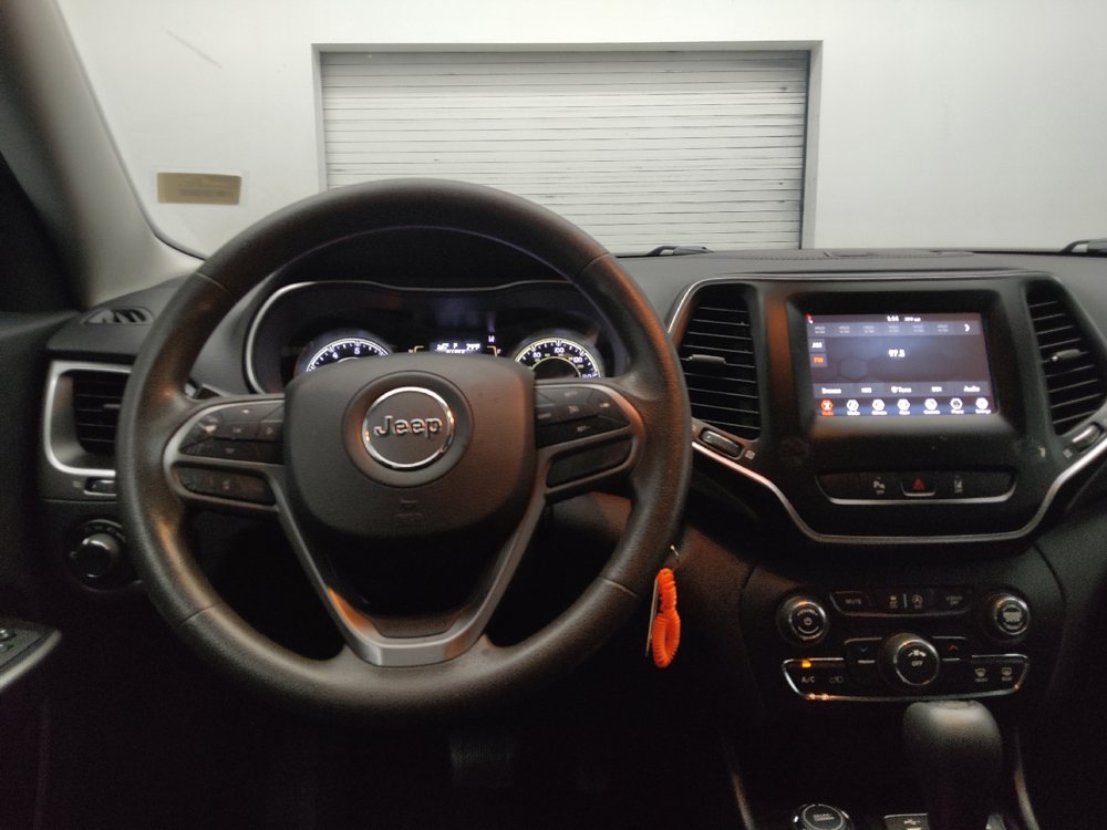 Used 2021 Jeep Cherokee Latitude w/ Safety Group AWD/4WD image 22
