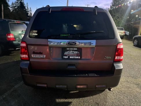 Used 2010 Ford Escape Limited image 6