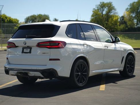 Used 2019 BMW X5 xDrive40i w/ M Sport Package AWD/4WD image 5