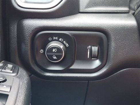 Certified 2023 RAM 3500 Tradesman w/ Chrome Appearance Group image 32