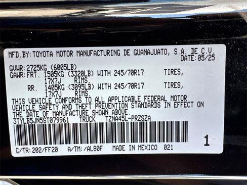 Used 2025 Toyota Tacoma SR5 image 30