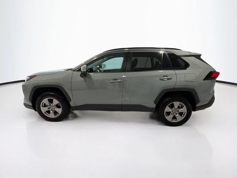 Used 2023 Toyota RAV4 XLE AWD/4WD image 4