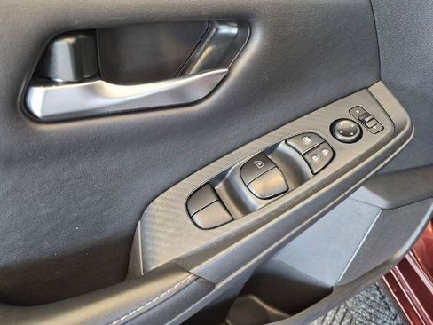 Certified 2025 Nissan Sentra SV FWD image 15