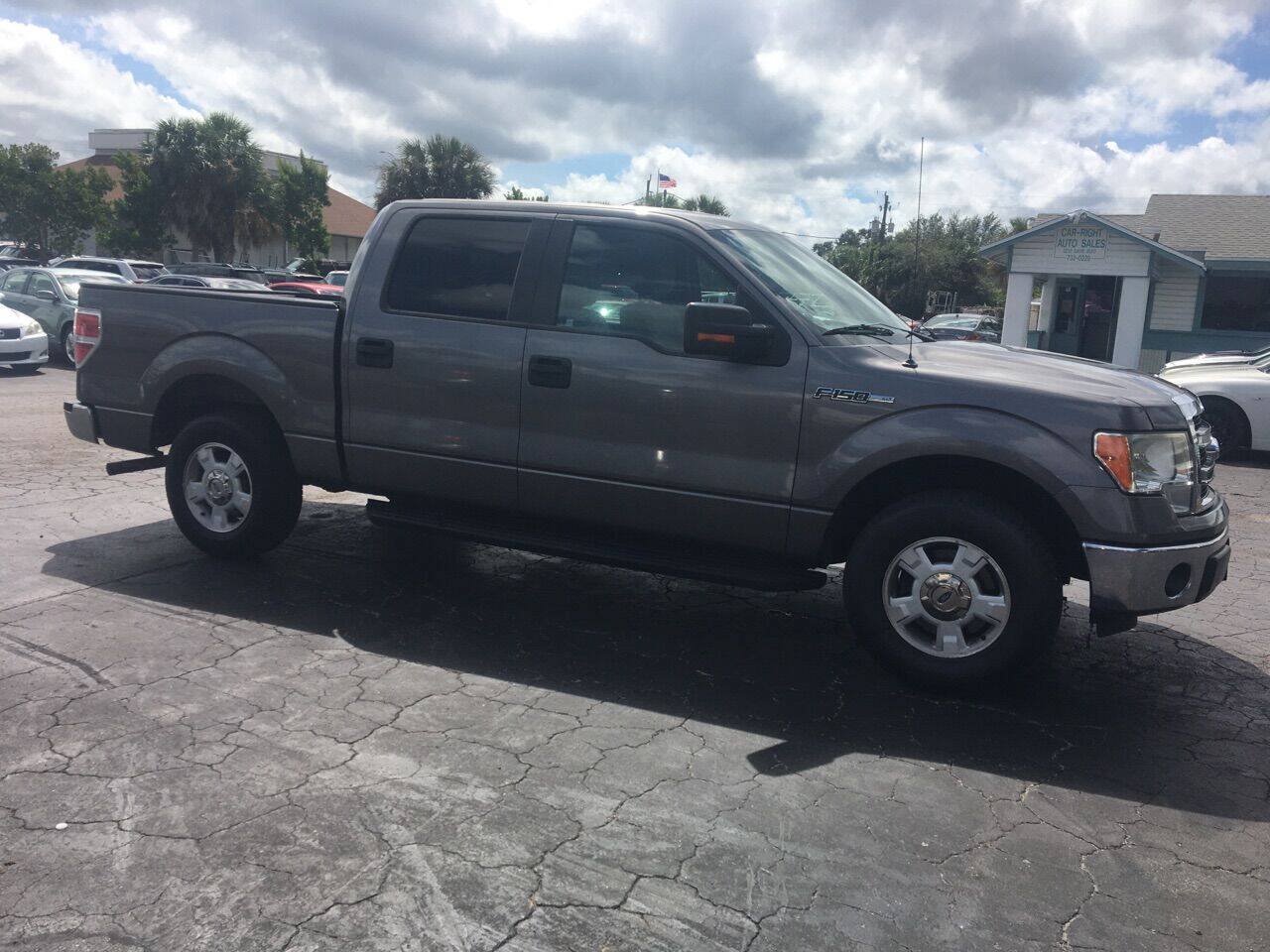 Used 2014 Ford F150 XLT w/ XLT Convenience Package RWD image 9