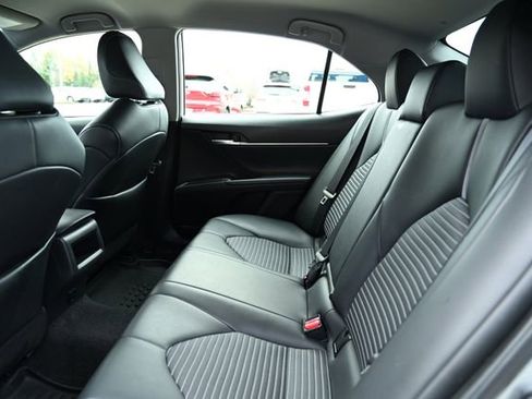 Used 2024 Toyota Camry SE image 45