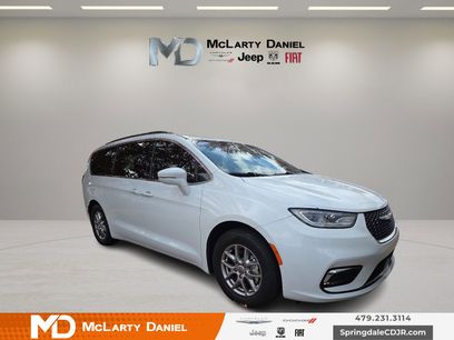 Used 2022 Chrysler Pacifica Touring