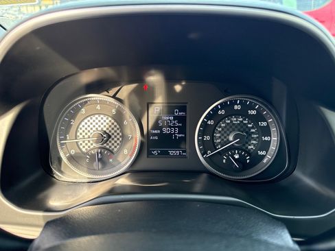 Used 2019 Hyundai Elantra SE image 28