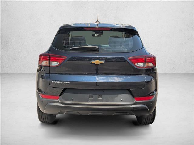 Used 2021 Chevrolet TrailBlazer LS FWD image 7