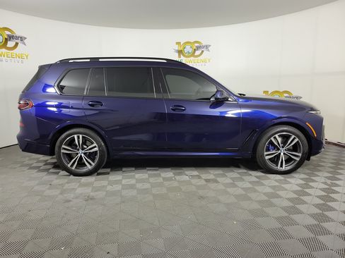 Used 2024 BMW X7 xDrive40i w/ Executive Package AWD/4WD image 4