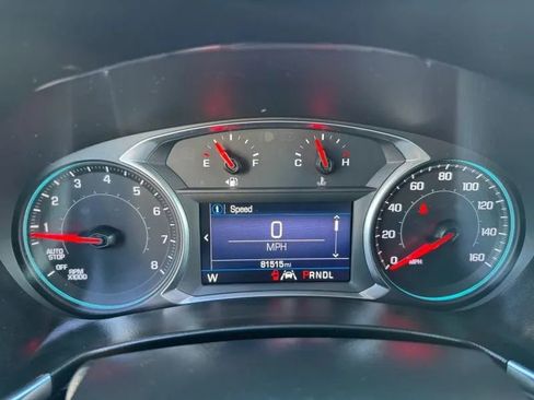 Used 2020 Chevrolet Equinox LT w/ Driver Convenience Package image 27