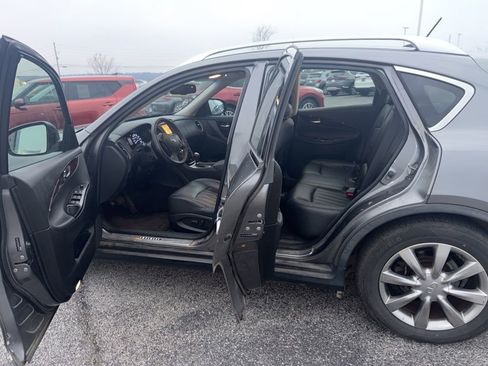 Used 2011 INFINITI EX35 Journey image 2