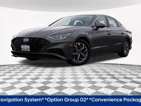 Used 2023 Hyundai Sonata SEL w/ Convenience Package FWD image 2