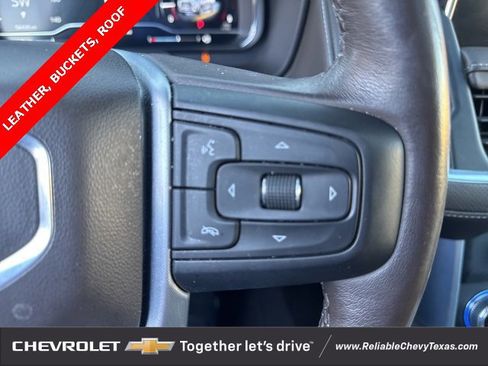 Used 2022 GMC Yukon XL SLT w/ SLT Premium Package image 26