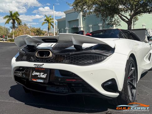 Used 2024 McLaren 750S Spider image 59