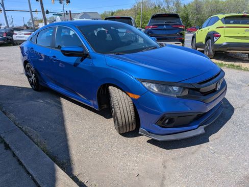 Used 2019 Honda Civic Sport image 8
