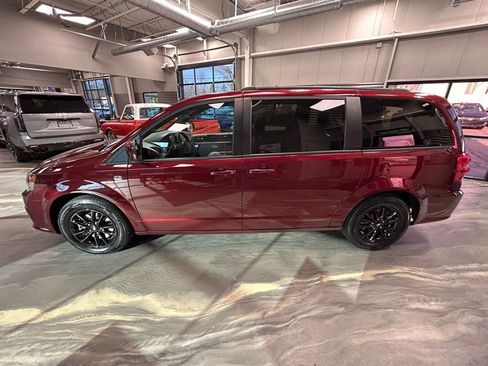 Used 2019 Dodge Grand Caravan SXT image 34