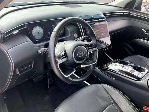 Certified 2023 Hyundai Tucson Limited FWD image 16