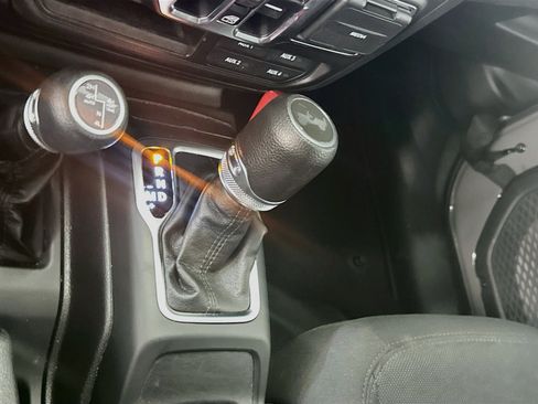 Used 2023 Jeep Wrangler Unlimited w/ Cold Weather Group AWD/4WD image 25
