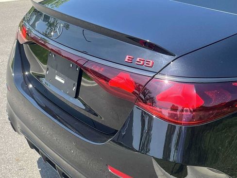 Used 2025 Mercedes-Benz E 53 AMG e 4MATIC Sedan image 19