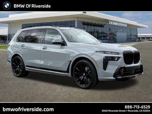 Certified 2025 BMW X7 xDrive40i w/ M Sport Package AWD/4WD image 1