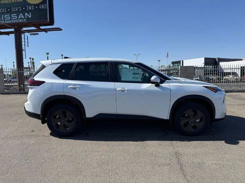 New 2026 Nissan Rogue SV AWD/4WD image 7